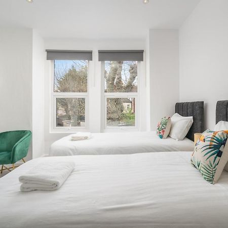London Selwyn Road Studios 外观 照片